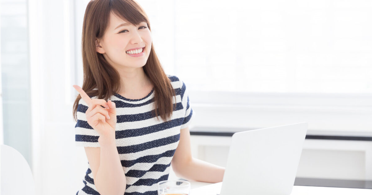 Japanese woman using a PC